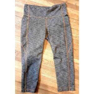Athleta Gray Heathered Revelation Crop Yoga Fitness Legging Size M